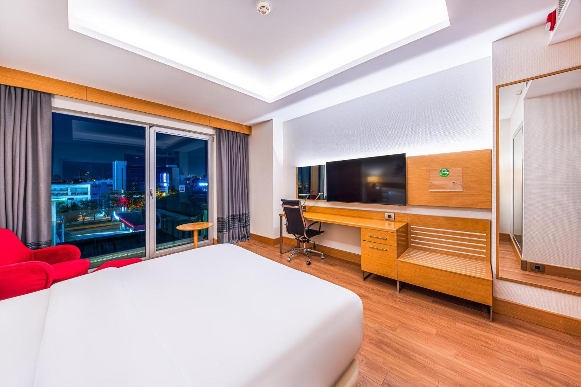 Holiday Inn Ankara - Cukurambar By Ihg Exterior foto