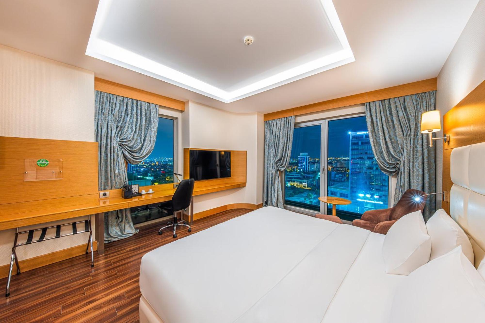 Holiday Inn Ankara - Cukurambar By Ihg Exterior foto